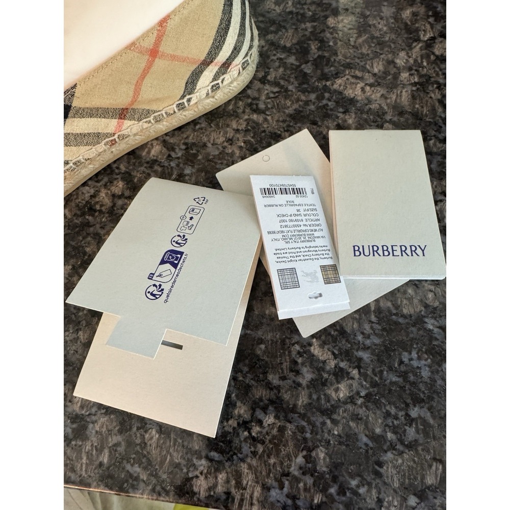 Burberry Check Mews Espadrilles NWB, Bag, Paperwork. Sz 38 7.5‎ Unisex Shoes - Picture 14 of 15